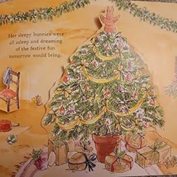 The Christmas Present Hunt Flap Book (The World of Peter Rabbit) - Picture 2 of 2